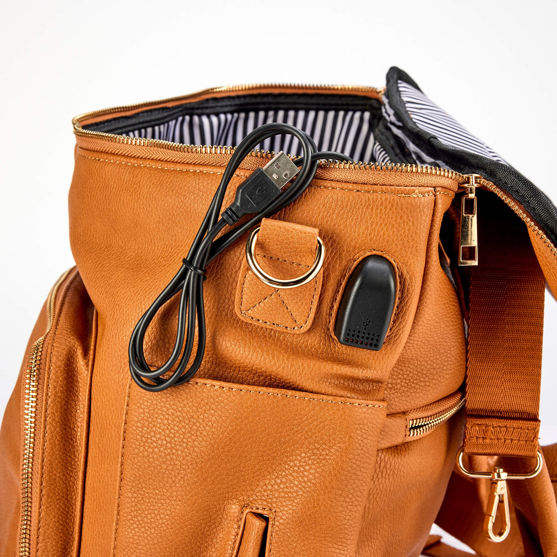 Essentials Baby Bag | Vegan Leather | Olivia&Co