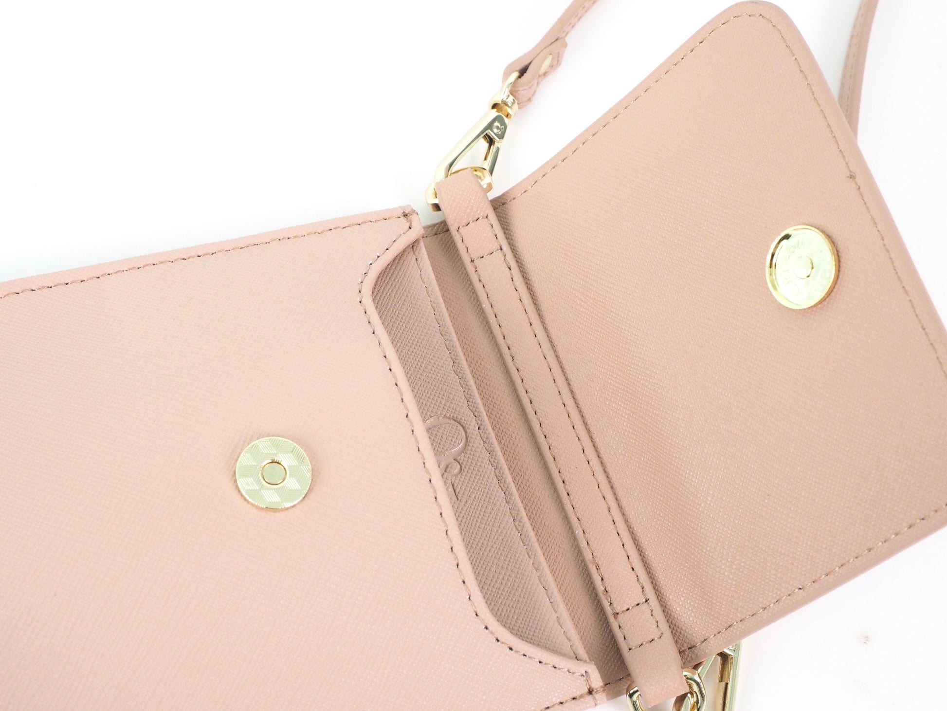 Leather Crossbody Bags for Women and More Designs to Explore