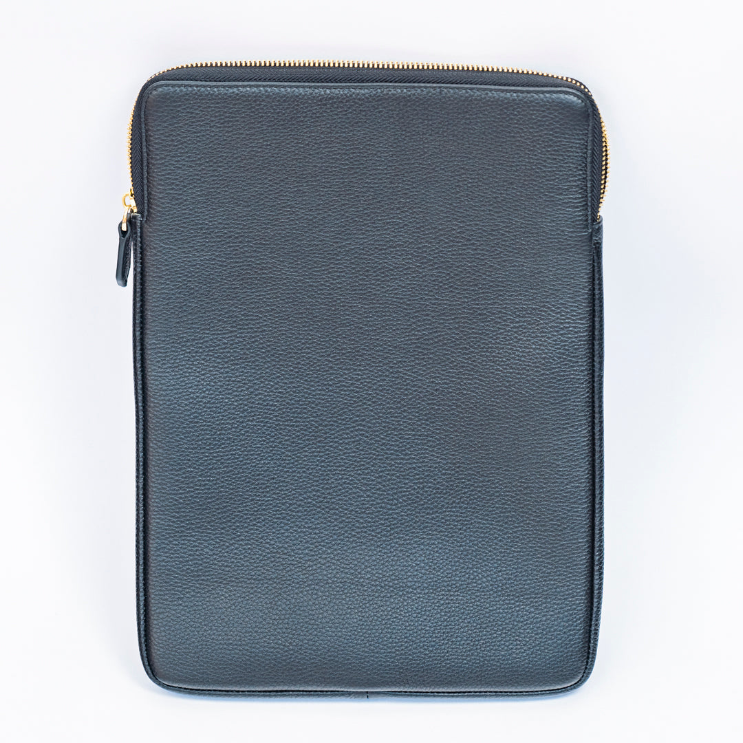 The Pebbled Laptop Sleeve